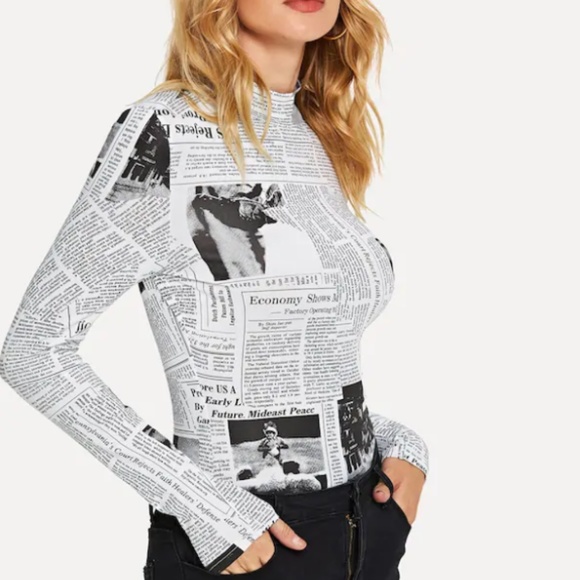 MediabyMedina Tops - 💲BOGO💲News print stand collar tee size L💕🦄